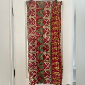 Vintage-Inspired Kantha Floral Tapestry Wall Hanging